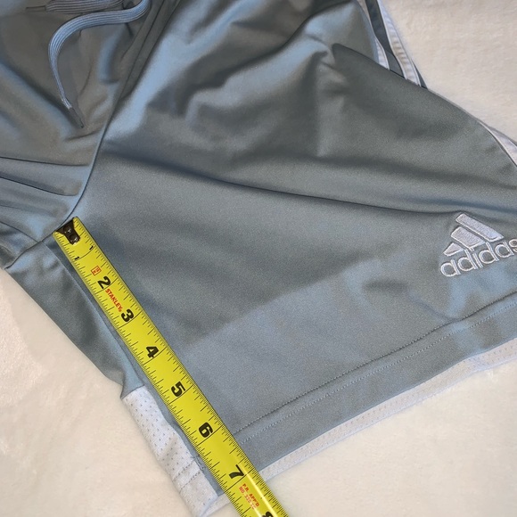 Adidas. Boy’s youth soccer/athletic Aeroready shorts. Virtually new! Sz Small - Picture 4 of 9